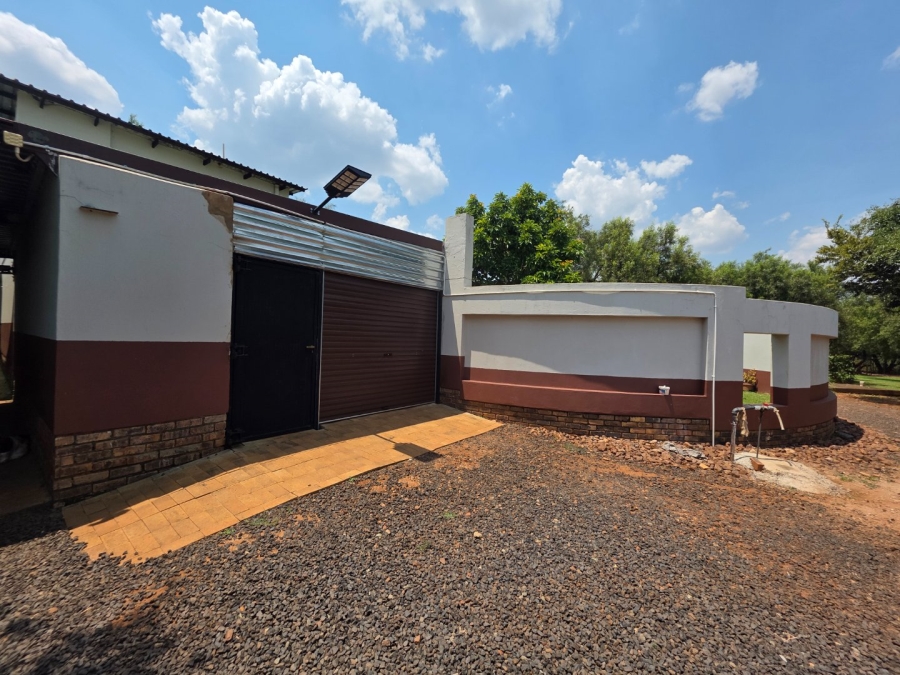 Commercial Property for Sale in Rietfontein A H North West
